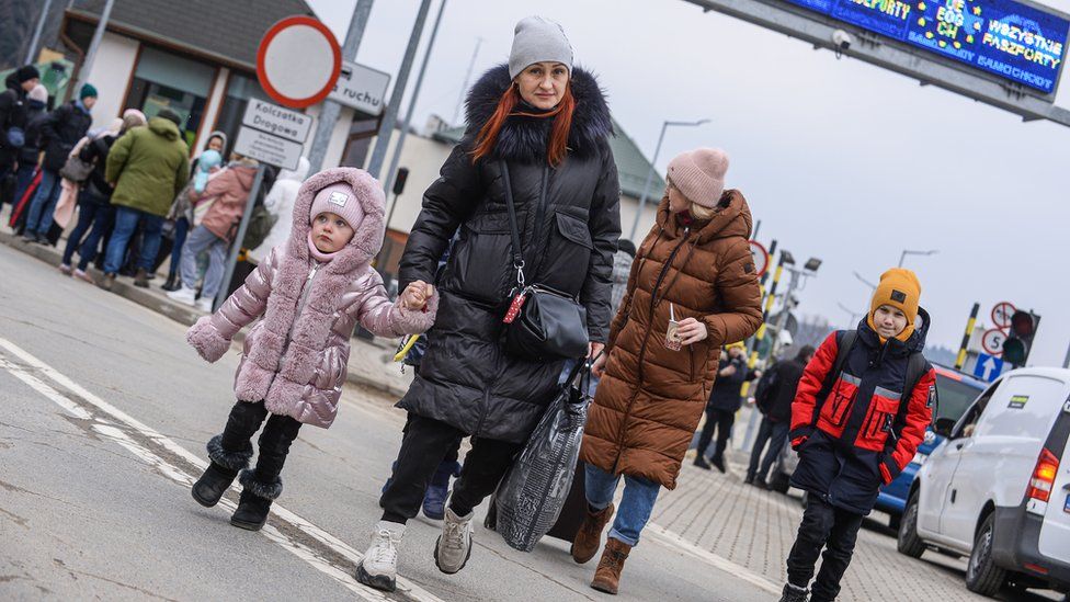 2.2 milyon insan Ukraynanı tərk edib