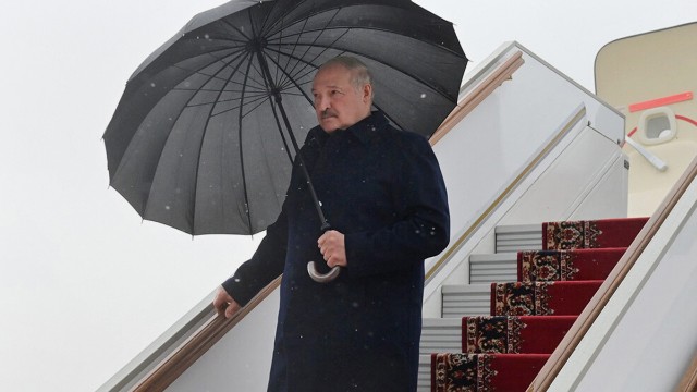 Lukaşenko Moskvaya getdi