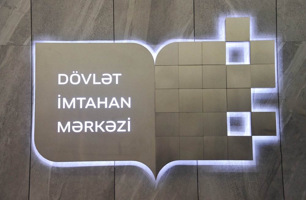 11-cilərin buraxılış imtahanı başlayıb