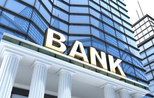 Sanksiyalar Azərbaycandakı Rusiya banklarının sonunu hazırlayır