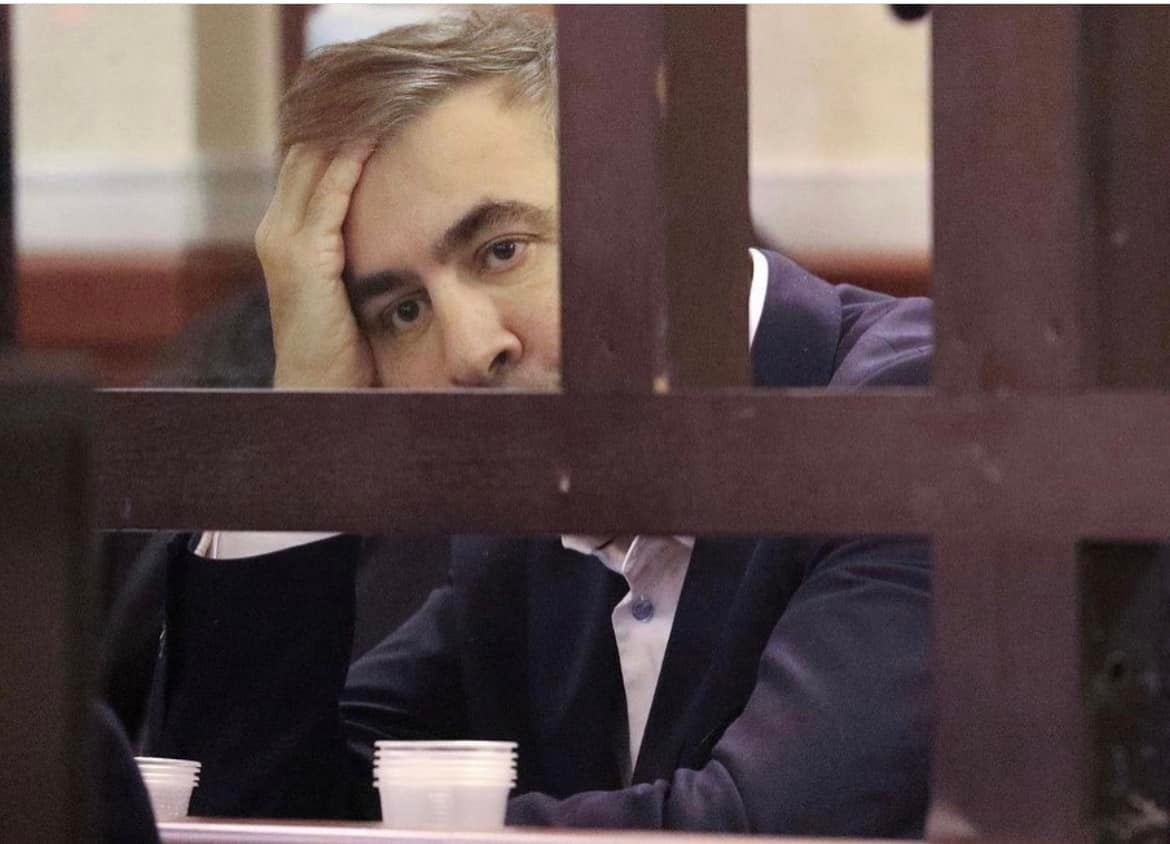 Saakaşvili yenidən xəstəxanaya yerləşdirildi