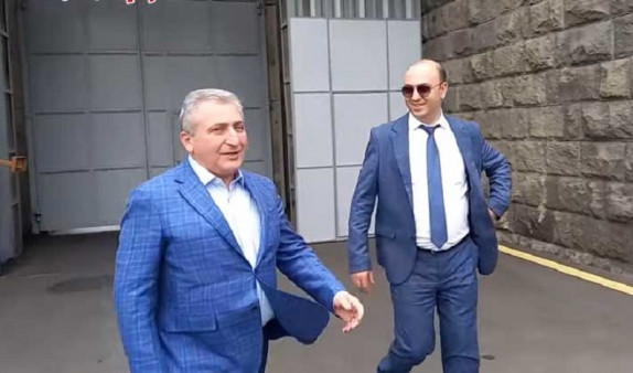 Ermənistanın məşhur silah taciri azadlığa buraxıldı 