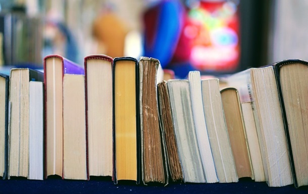 Ukrayna Rusiyadan kitab idxalını dayandırdı