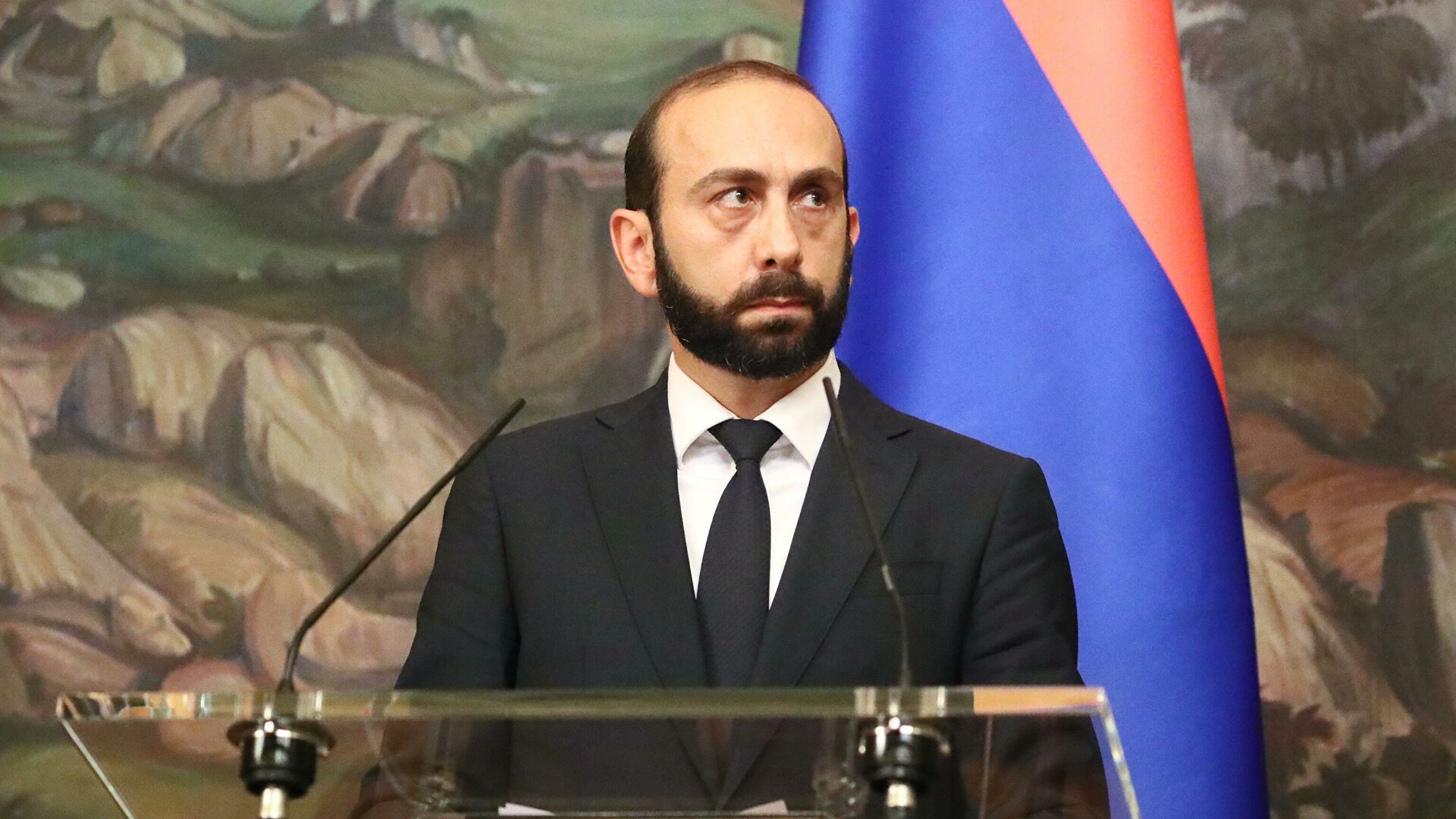 Ermənistan Türkiyə ilə sərhədləri açmaq İSTƏYİR