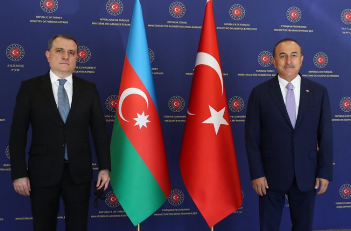 Bayramov Çavuşoğlu ilə danışdı - Ukrayna müzakirəsi