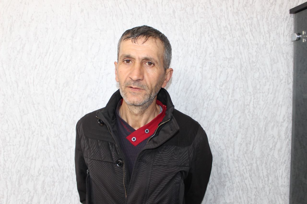 Keçmiş məhkumdan odlu silah götürüldü