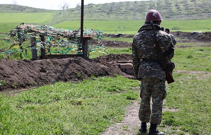 Ermənistan ordusunun əsgəri GÜLLƏLƏNDİ