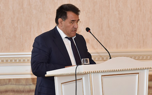 Məmurun biznesmen oğlunun 238 minini OĞURLADILAR