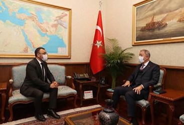 Hulusi Akar Ukrayna səfiri ilə görüşdü