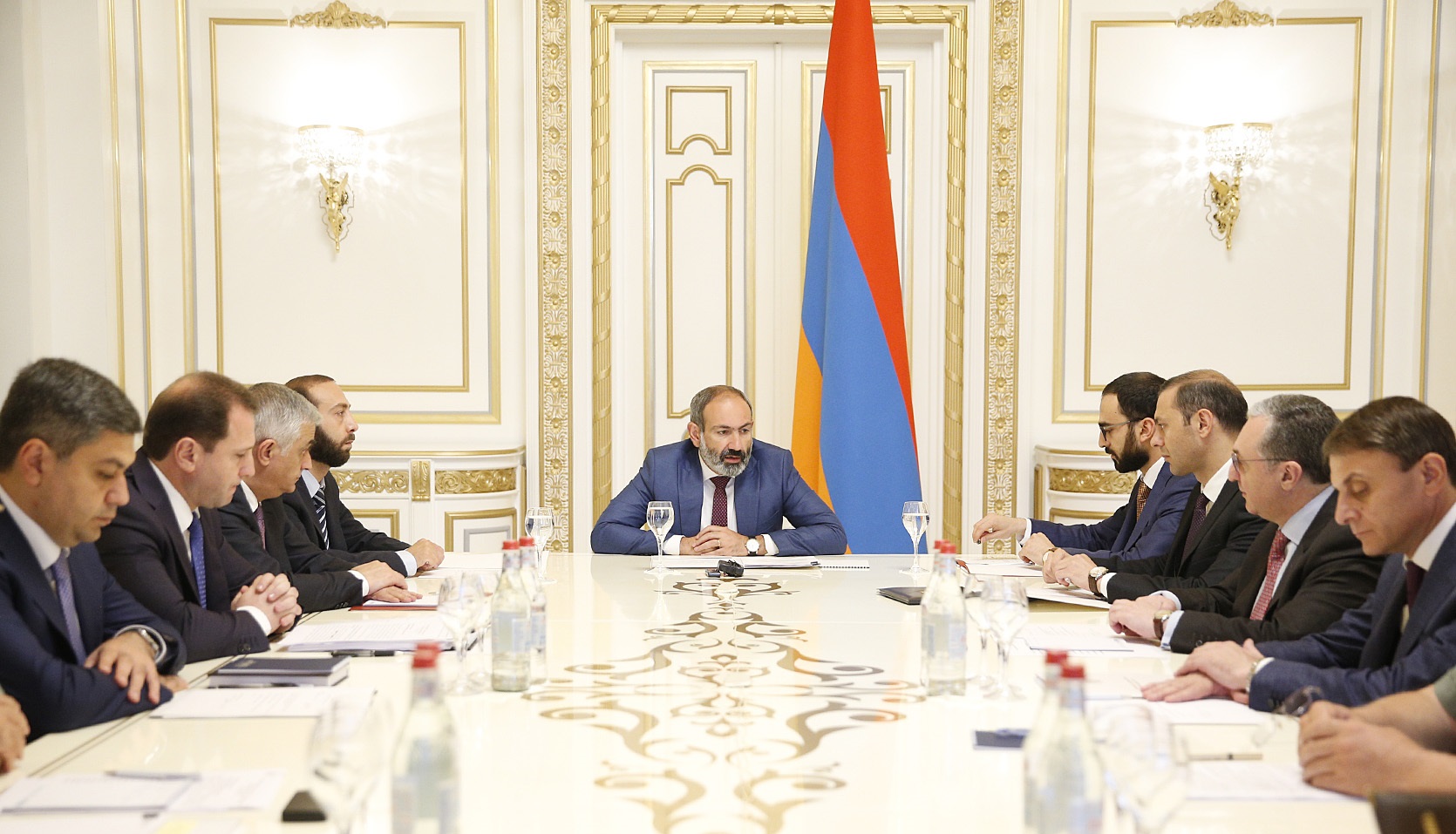 Paşinyan bir neçə naziri işdən çıxarmağa hazırlaşır - ADLAR 