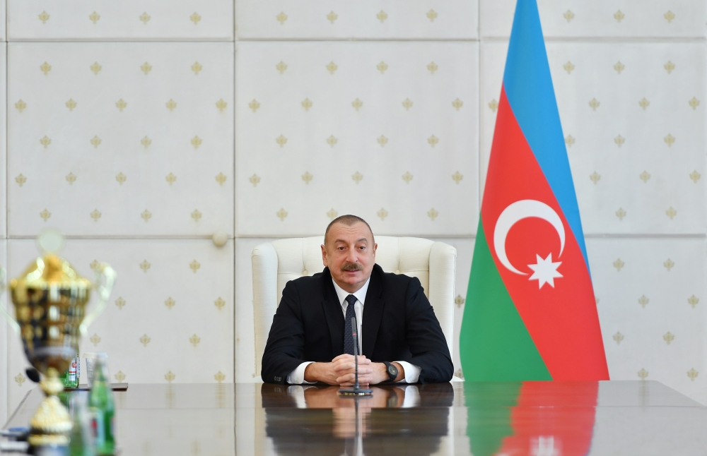 Biz qalib ölkəni, müzəffər xalqı təmsil edirik...