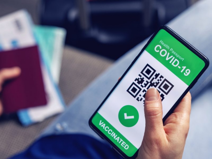 Daha bir ölkədə COVID sertifikatları ləğv olundu