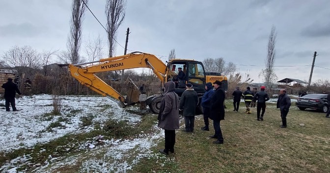 Füzulidə 15-dən çox evi su basdı 