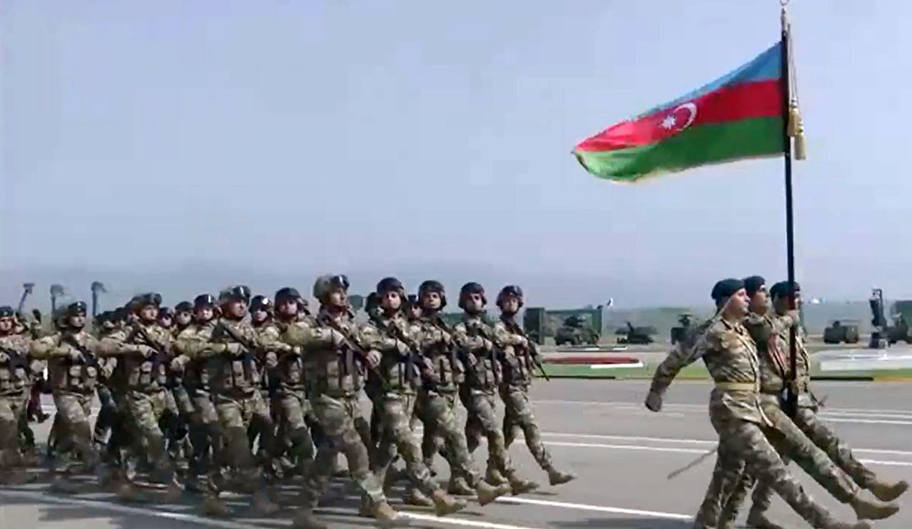 Hərbçilərimiz Pakistanda hərbi paradda - FOTOLAR