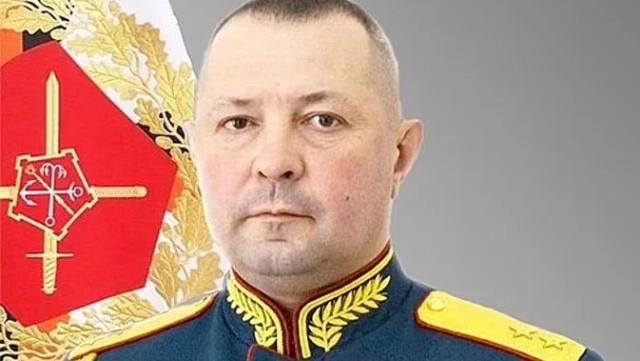 Daha bir rus komandir intihar etdi