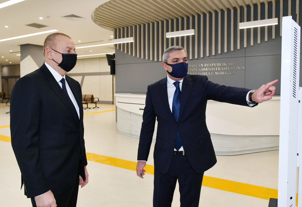 İlham Əliyev Vətəndaş Qəbulu Mərkəzinin açılışında - FOTOLAR