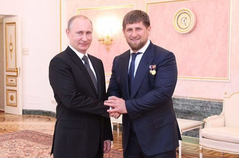 Putin Kadırova general rütbəsi VERDİ