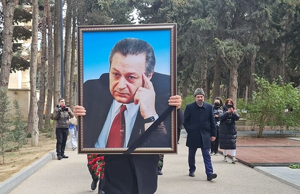 Siyasətçilər Ayaz Mütəllibovu necə xatırlayacaq...