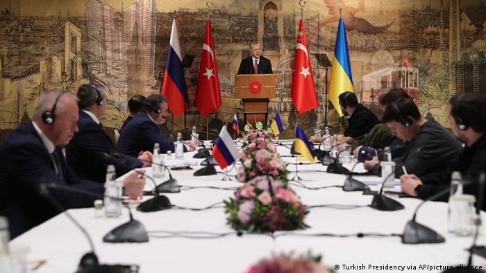 Ukrayna hərbi ittifaqlara qoşulmayacağına söz verdi