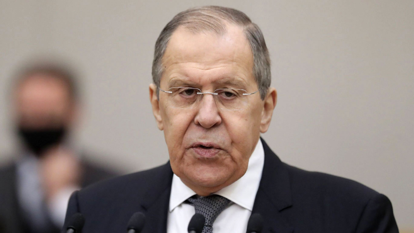 “Qərb Ukraynanı Əfqanıstana çevirmək istəyir” - Lavrov