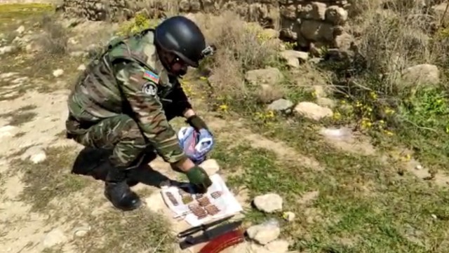Bakıda döyüş sursatları tapıldı