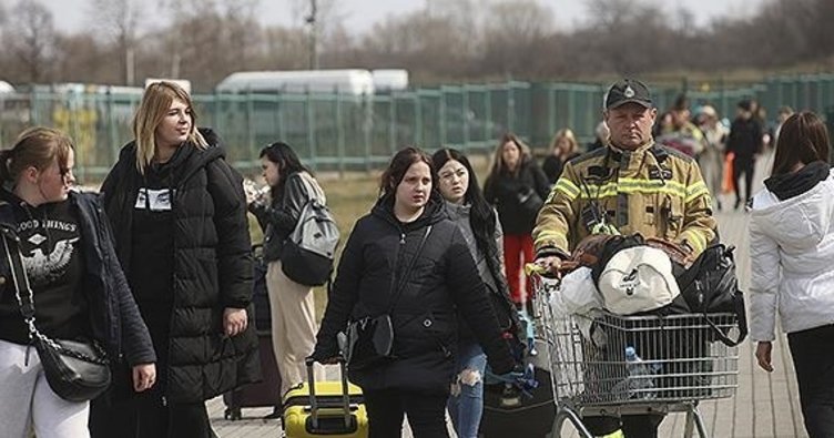 Polşa Avropa İttifaqından 2,2 milyard avro tələb edir