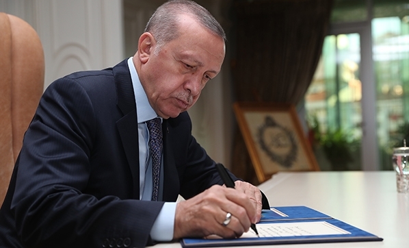 Ərdoğan Azərbaycanla bağlı sənəd İMZALADI
