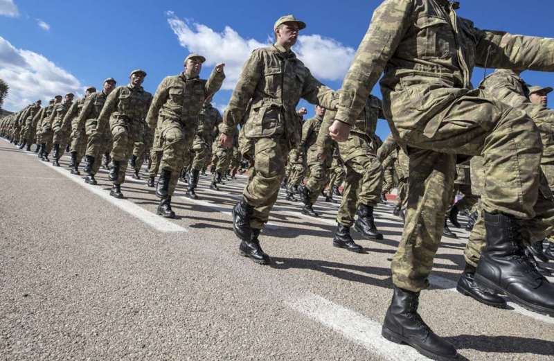 Çağırışçılar hərbi xidmətə yola salınır