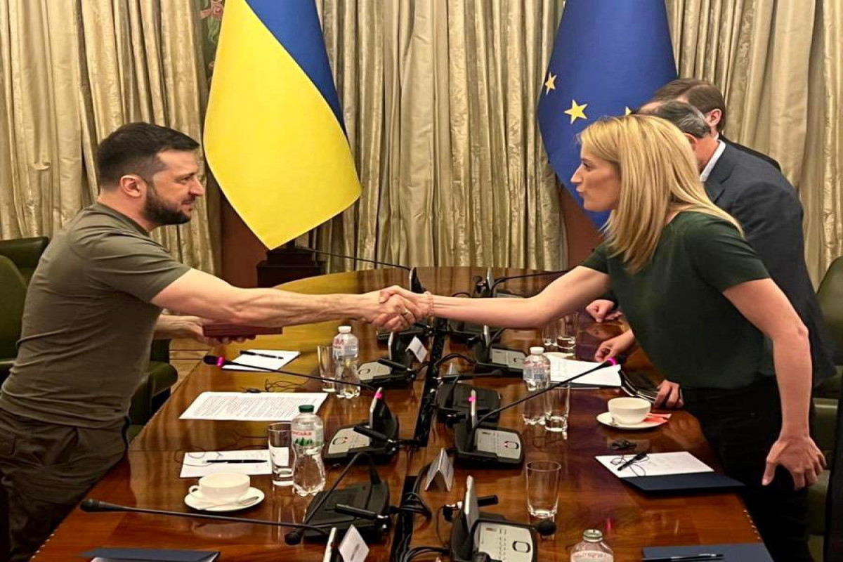 Avropa Parlamentinin Prezidenti Zelenski ilə görüşdü