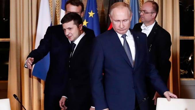 Zelenski bu şərtlərlə Putinlə görüşəcək