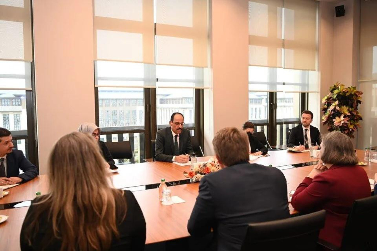 Kalın Nulandla Azərbaycan və Ermənistanı müzakirə etdi