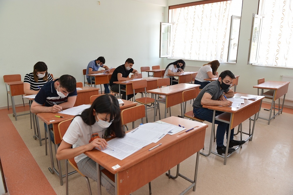 DİM narazı abituriyentlərə müraciət etdi