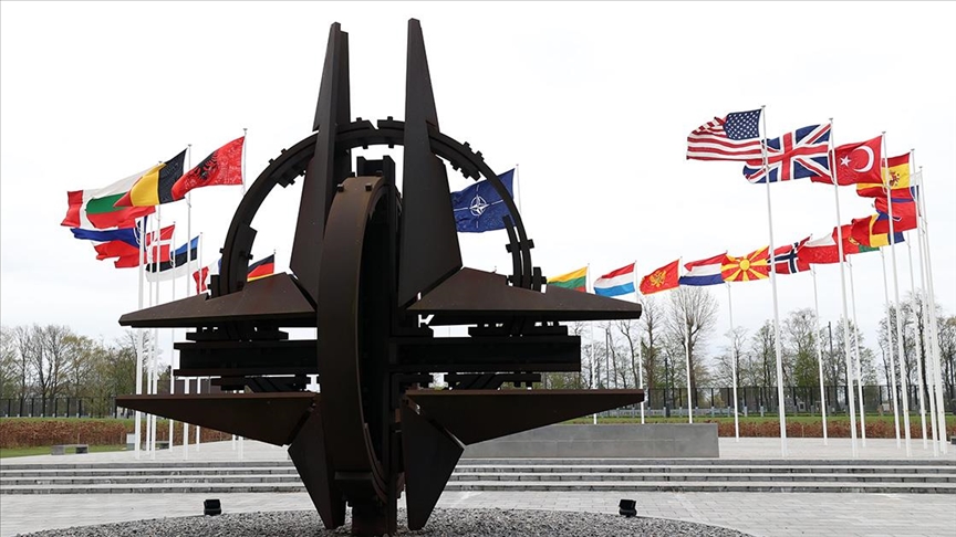 NATO XİN başçılarının iclası BAŞLADI