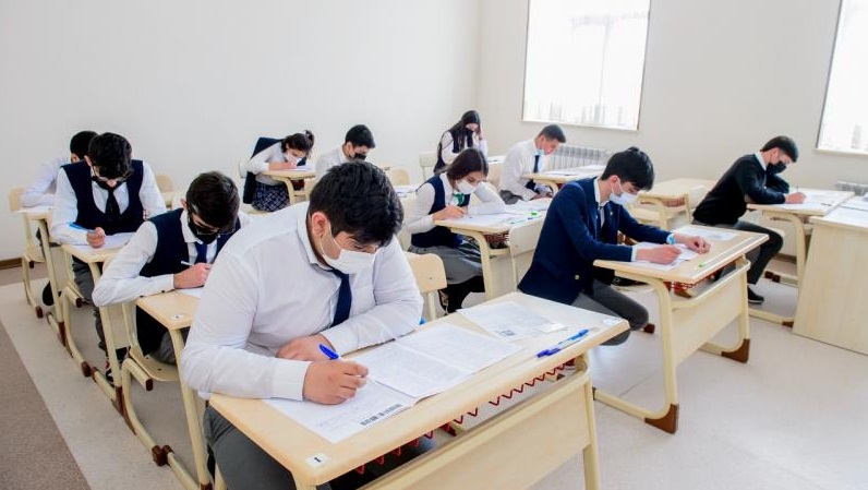 Buraxılış imtahanlarının cavablarını tələbələr yoxlayıb - ŞOK İDDİA