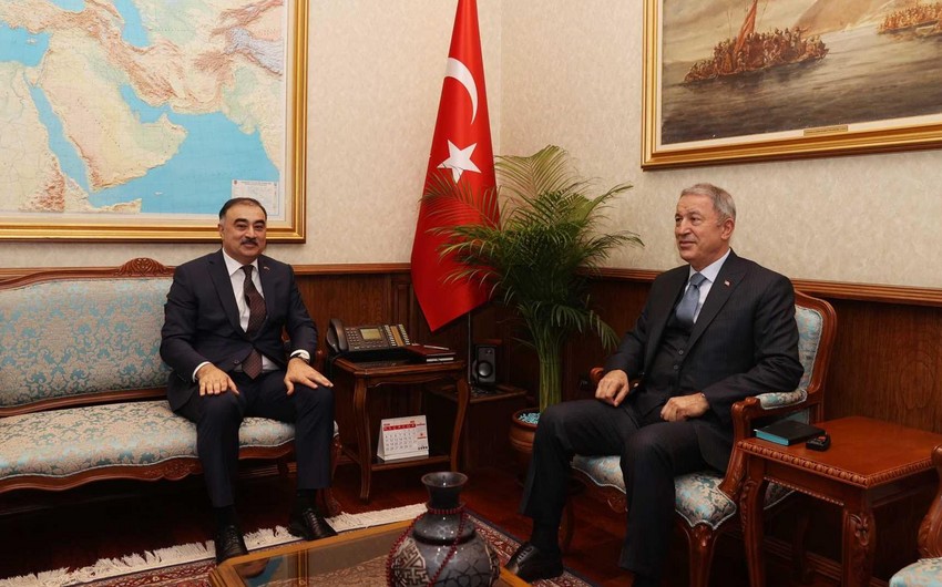 Türkiyədəki səfirimiz Hulusi Akarla görüşdü