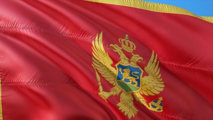 Daha bir ölkə rus diplomatları qovdu