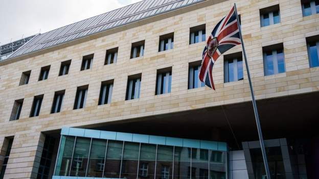 Britaniya səfirliyinin işçisi Rusiyaya casusluq edib