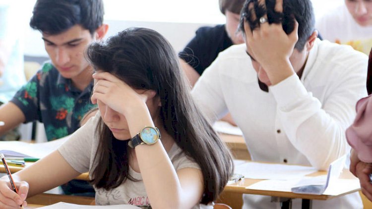 7 nəfər TOEFL imtahanı verdi