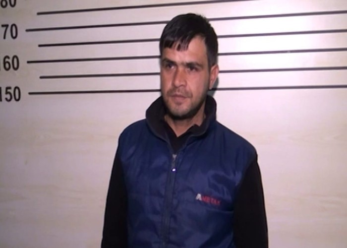 Həmkəndlisinin evindən oğurluq etdi