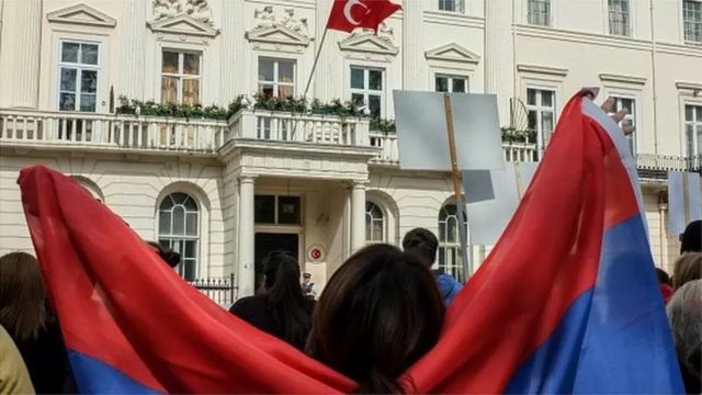 Ermənilər Türkiyə ilə barışmaq İSTƏMİR