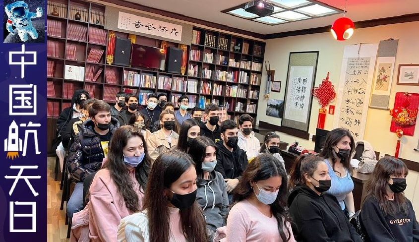 Dillər Universitetində seminar keçirilib