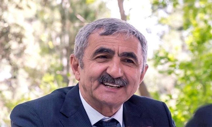 Aslan İsmayılovun vəkilliyi bərpa edildi, vəsiqə verildi - FOTO