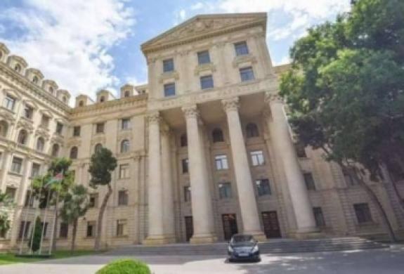 XİN-lər arasında siyasi məsləhətləşmələr aparıldı