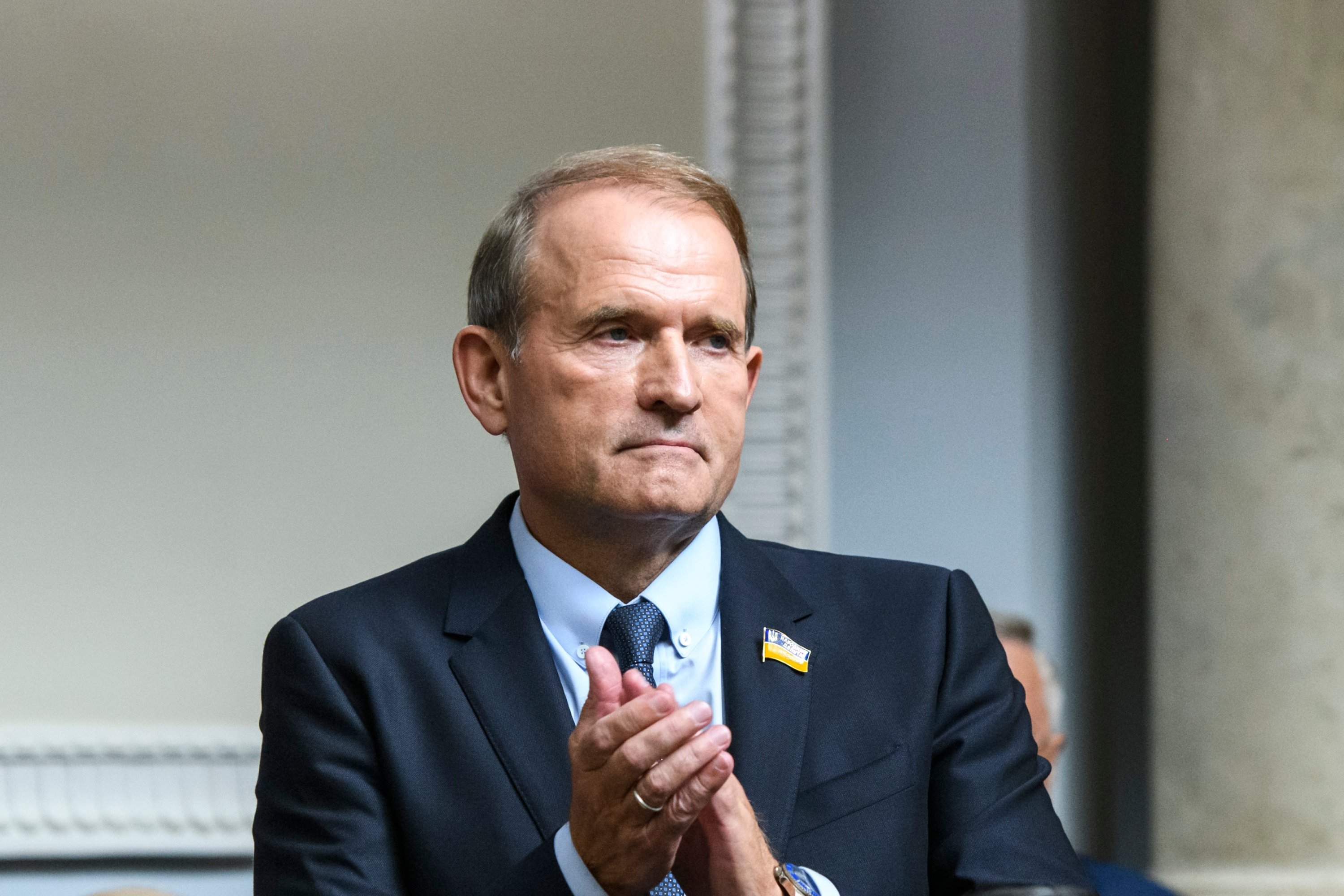 Putinin deputat dostu Ukraynada saxlanıldı - FOTO