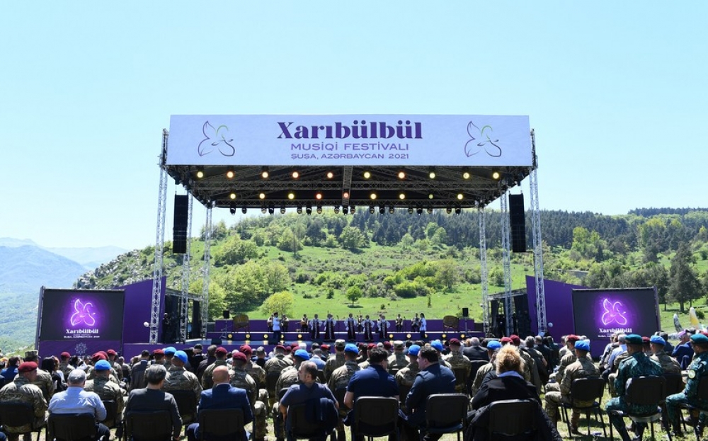 Gələn ay Şuşada “Xarıbülbül” festivalı keçiriləcək