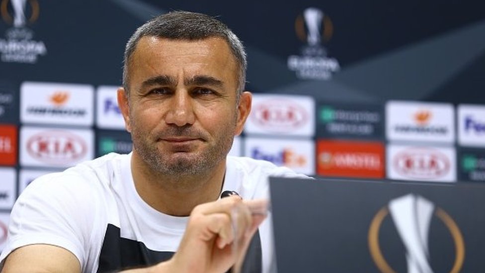 UEFA Qurban Qurbanovu təbrik edib
