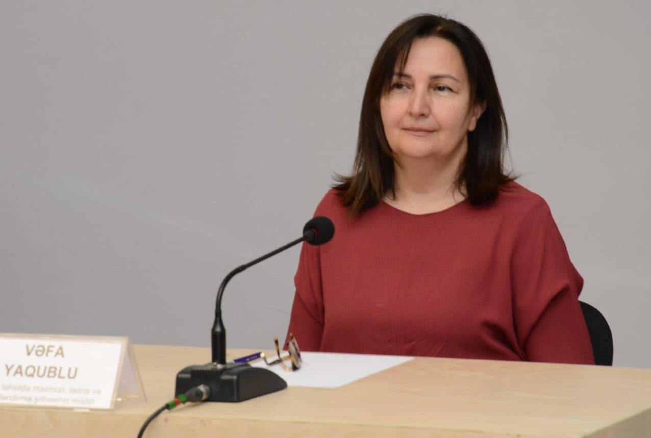Nazirlik rəsmisindən uşağını rus bölməsinə qoymaq istəyənlərə ETİRAZ