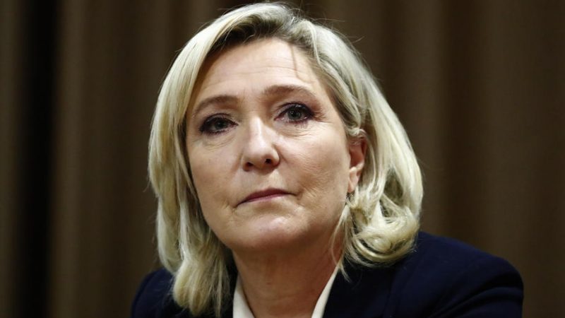 Le Pen Ukrayna müharibəsində Rusiyanı DƏSTƏKLƏDİ