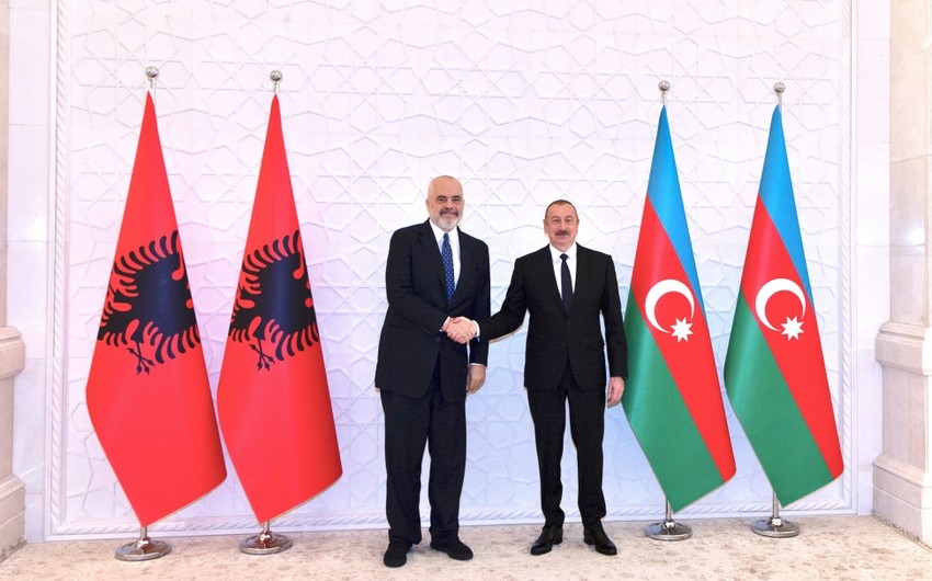 İlham Əliyev Albaniyaya dəvət edildi