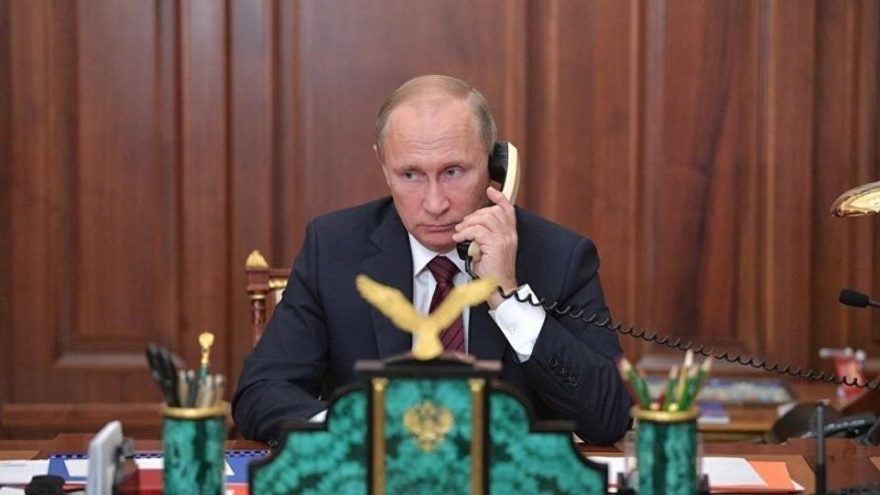 Putin Səudiyyə şahzadəsi ilə neft bazarını müzakirə etdi